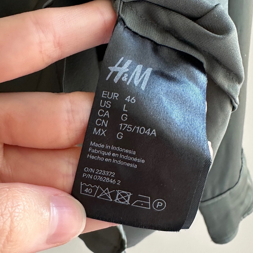 H&M Green Satin Button Down Shirt, Size Large - Picture 11 of 16